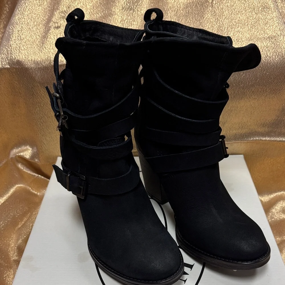Steve Madden new box